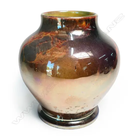 WILKINSONS ORIFLAMME BALUSTER VASE, GOLDEN LUSTRE H.165mm