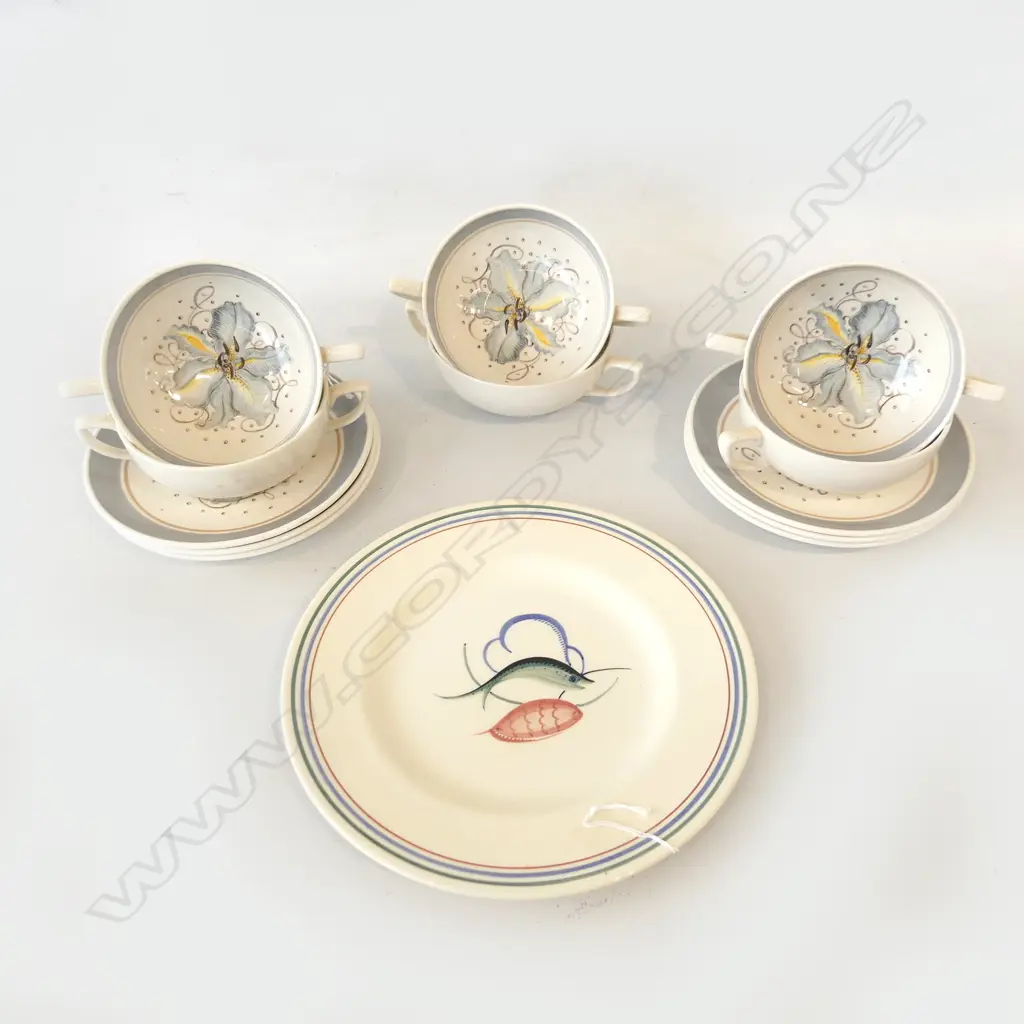 SUZIE COOPER; 6 SOUP COUPES & UNDER PLATES + FISH PATTERN PLATE (DIA 228mm) Image 1++