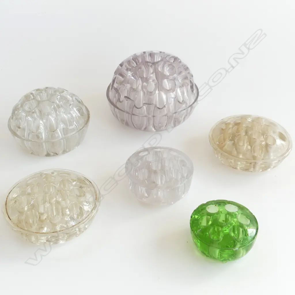 SIX VINTAGE PRESSED GLASS FLORIST FLOWER FROGS D. 65-120MM Image 1++
