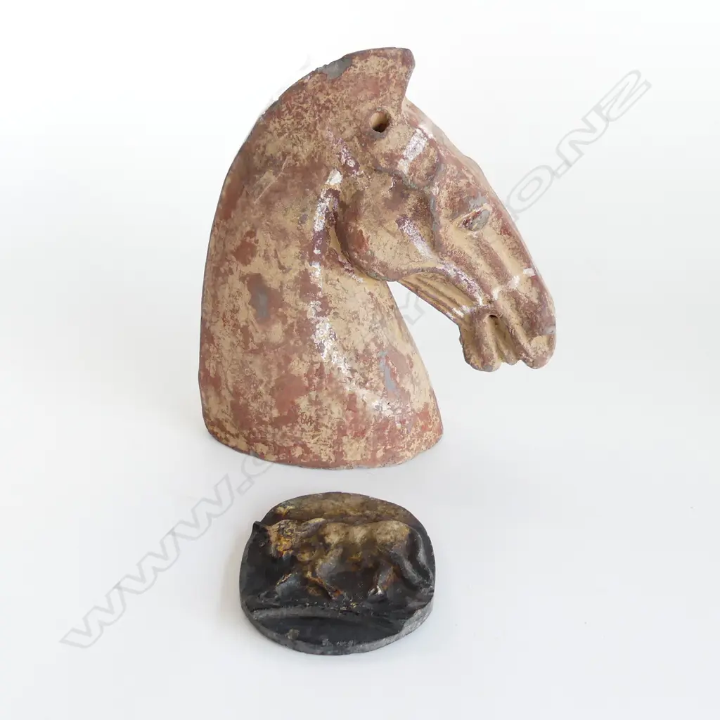 CERAMIC HORSE H.200mm + BULL PLAQUE 90x80mm Image 1++