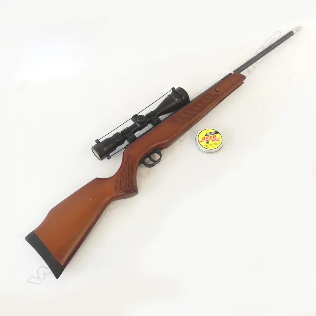 .22 cal COMETA (Spanish) AIRGUN W HAWKE TELESCOPIC SIGHT & TIN OF PELLETS Image 1++