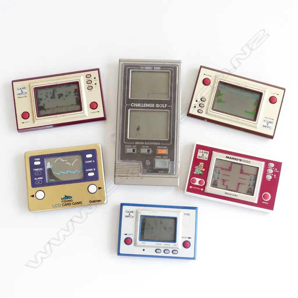 6 RETRO ELECTRONIC GAMES; NINTENDO ETC 155x80mm Image 1++