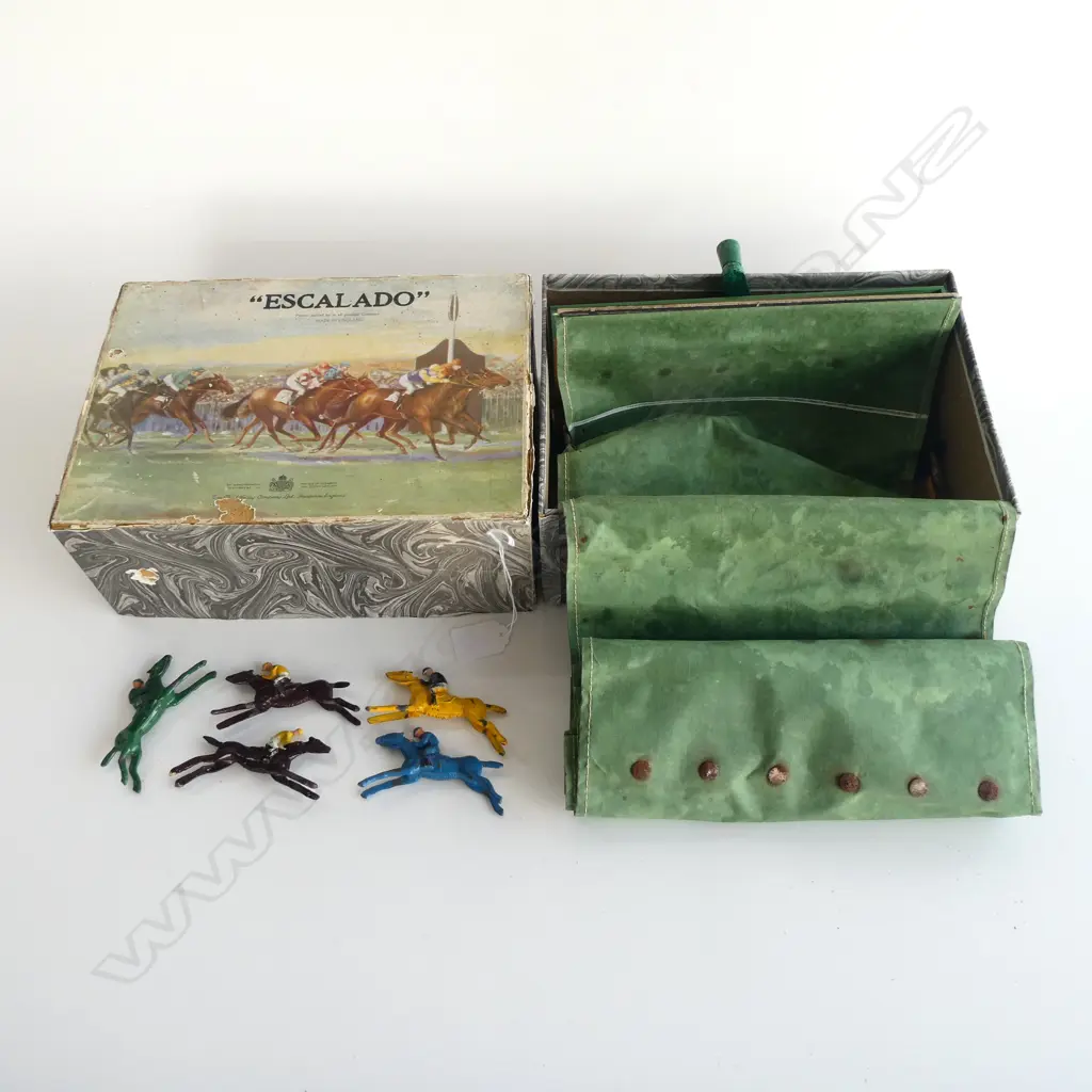 BOXED VINTAGE ESCALADO HORSE GAME L270MM Image 1++