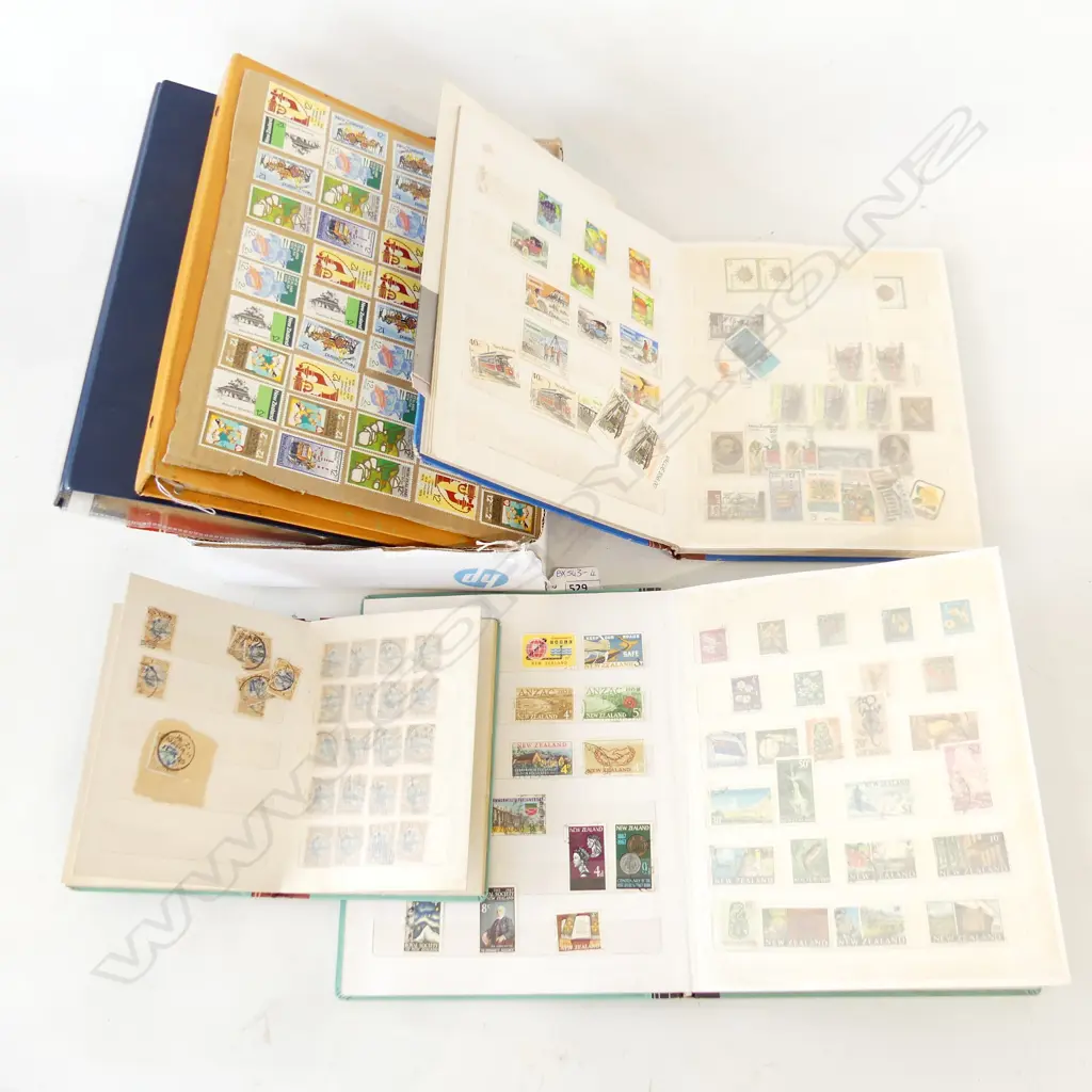 ASST STAMP ALBUMS, NZ & WORLD + FDC'S Image 1++