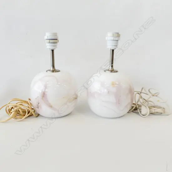 PR HOLMEGAARD 'SAKURA BORDLAMPE - LILLE KUGLE' LAMP BASES H.290mm