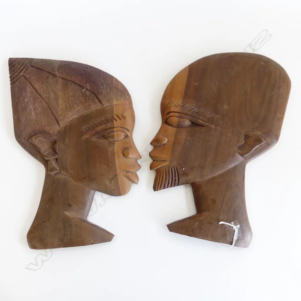 PR CARVED WOODEN AFRICAN HEADS H. 330mm Image 1++