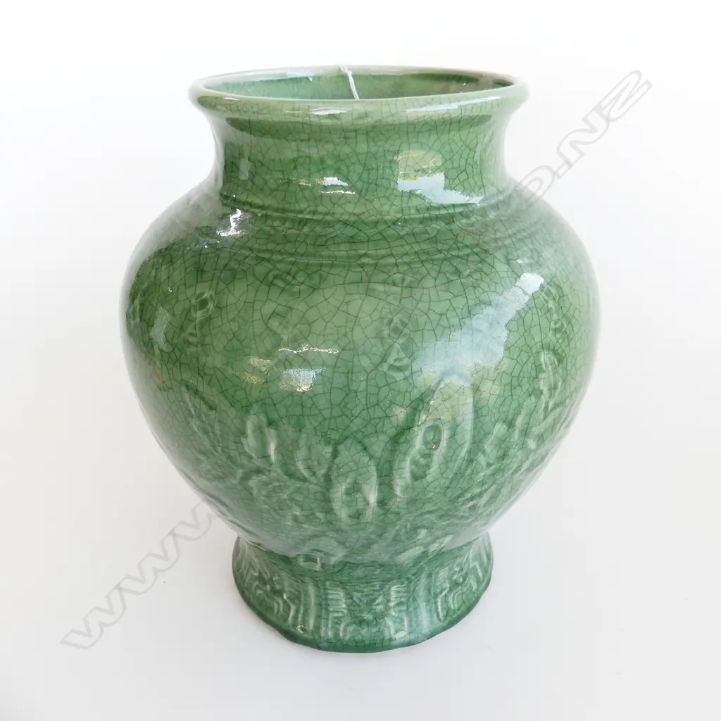 LG GREEN CRACKLE GLAZED ORIENTAL VASE H.290mm Image 1++