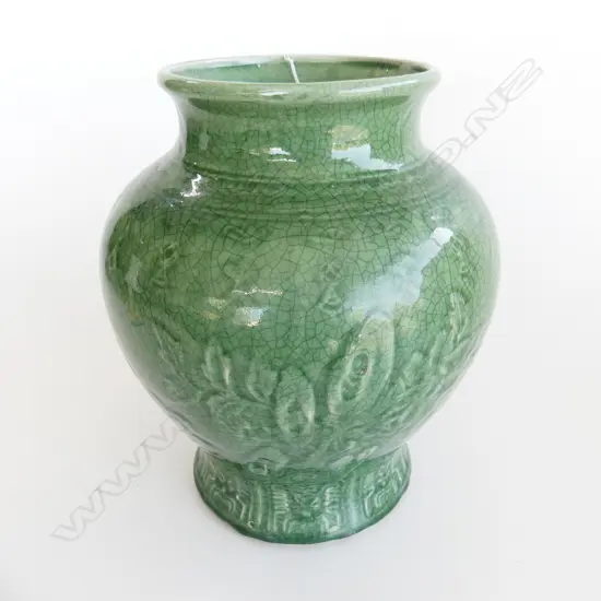 LG GREEN CRACKLE GLAZED ORIENTAL VASE H.290mm