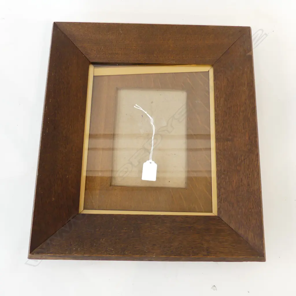 VINTAGE OAK FRAME 430x380mm  Image 1++
