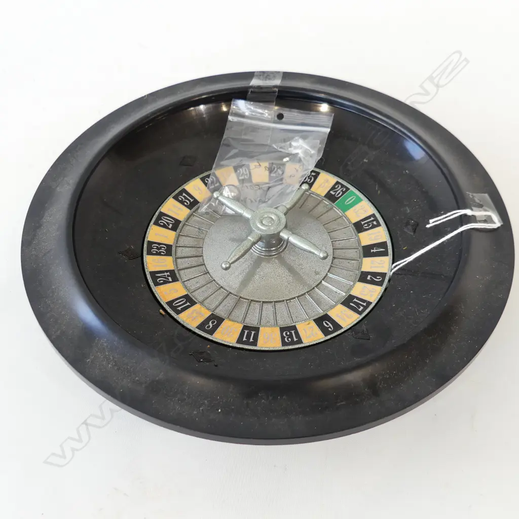 BAKERLITE VINTAGE ROULETTE WHEEL GAME W225MM Image 1++
