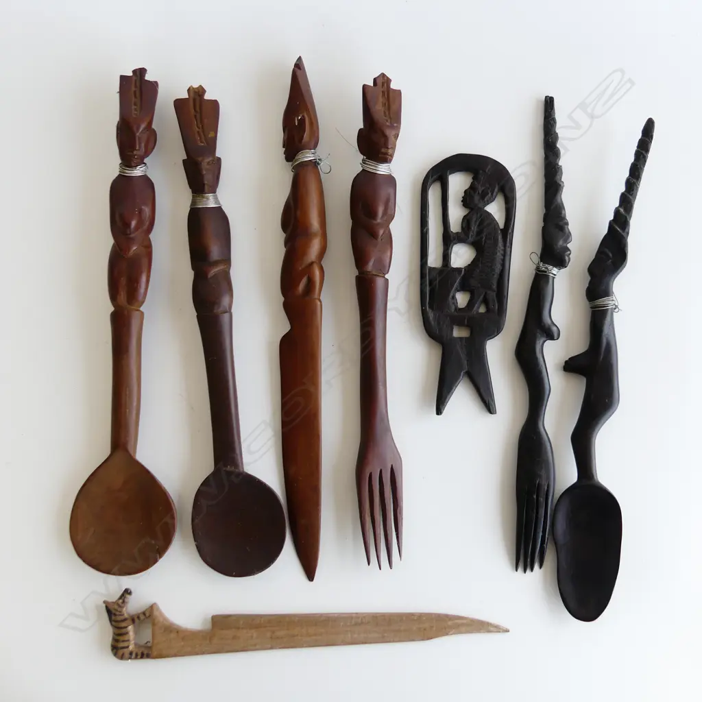 COLLECTION OF CARVED WOODEN AFRICAN SERVING UTENSILS ETC  Image 1++