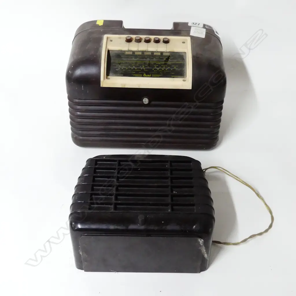 BAKERLITE RADIO NO CORD L320MM & MATCHING BAKERLITE SPEAKER L230MM Image 1++