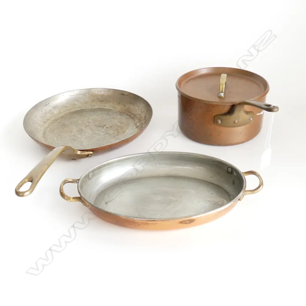3 PCES COPPER COOKWARE; LIDDED SAUCE PAN 180mm dia & FRY PAN 270mm dia (both St. Clair) + OVAL DISH Image 1++
