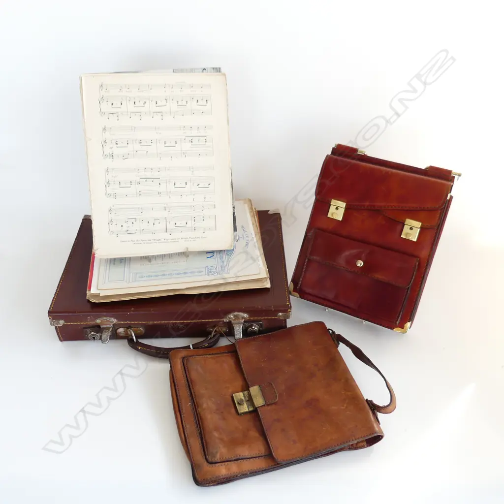2 LEATHER SATCHELS + BRIEFCASE w. SHEET MUSIC W.405mm Image 1++