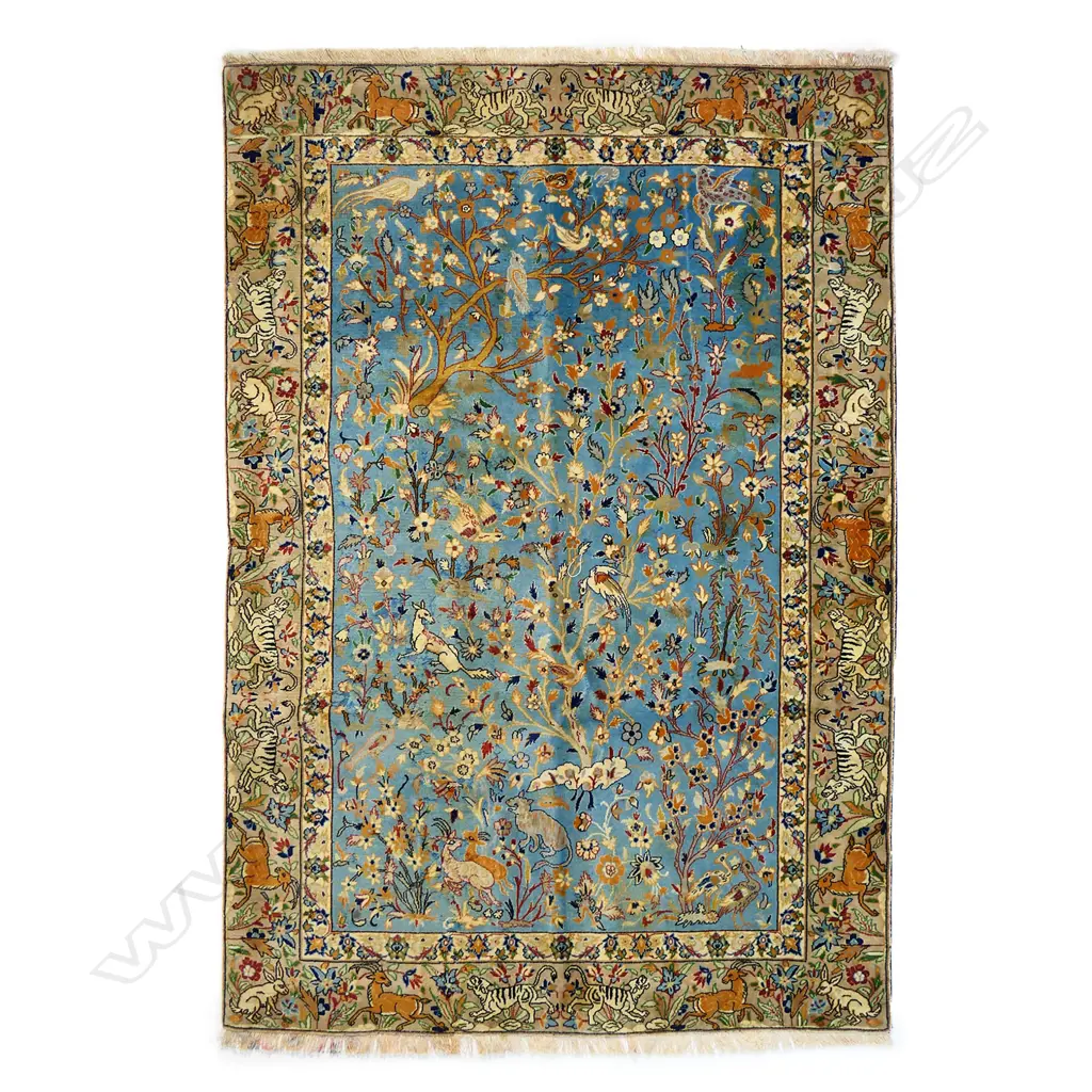A vintage finely knotted Esfahan pictorial rug, Image 1++