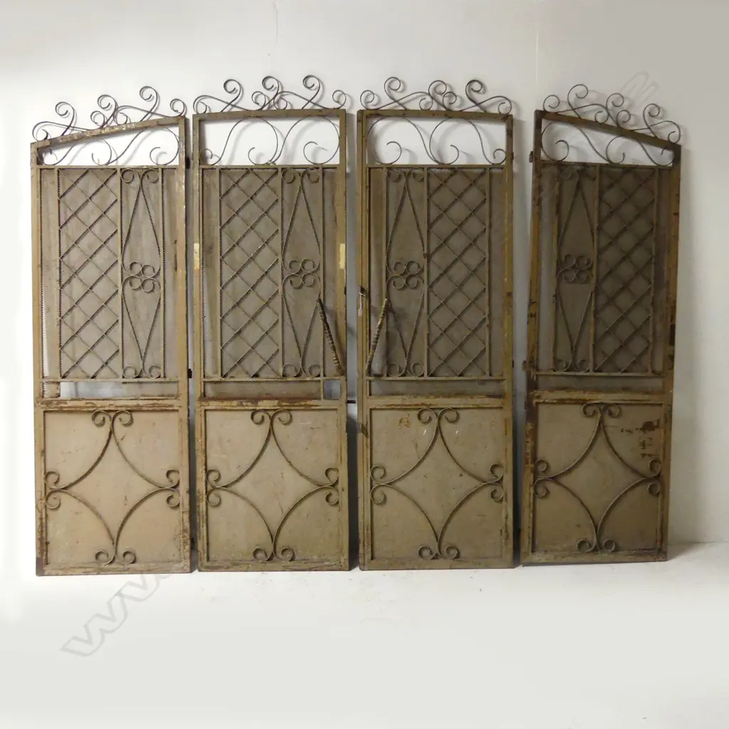 4 LG METAL DOORS 2280x720mm (APPROX) Image 1++