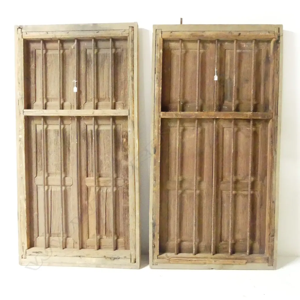 PR WOODEN DOORS w. METAL GRILLE 1820x940mm Image 1++