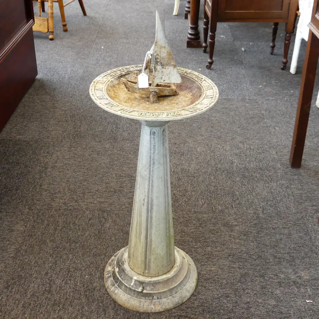METAL BIRD BATH w. YACHT H.800mm Image 1++