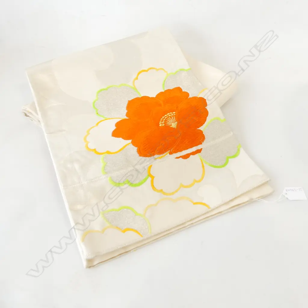 VINTAGE JAPANESE SILK OBI SILVER WITH ORANGE AND GREEN FLORAL PATTERN L.4040mm Image 1++