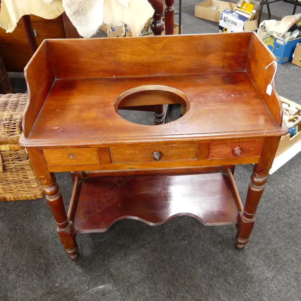 MAHOGANY WASH STAND 900x450x915mm Image 1++