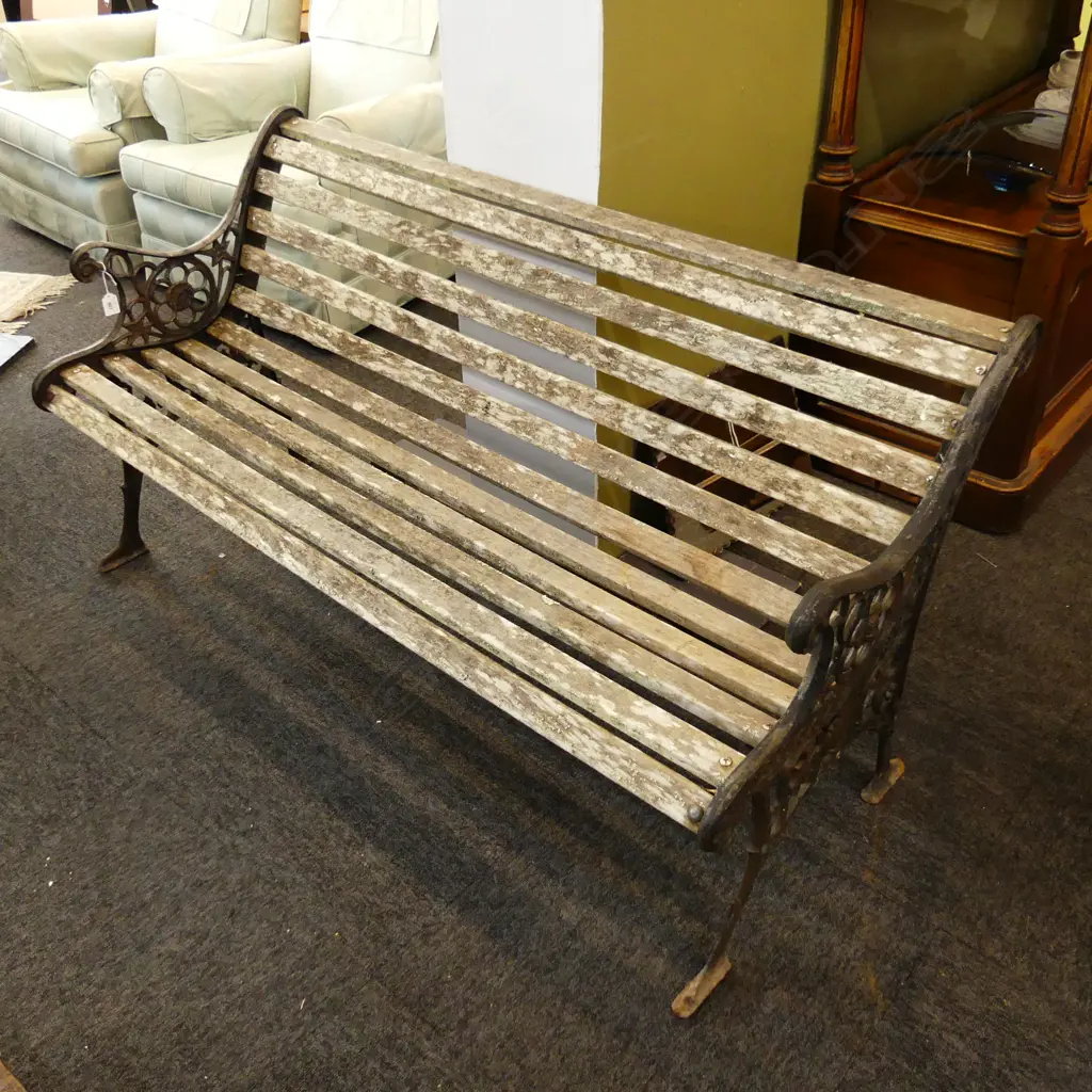 VICTORIAN STYLE GARDEN BENCH L.1330mm Image 1++