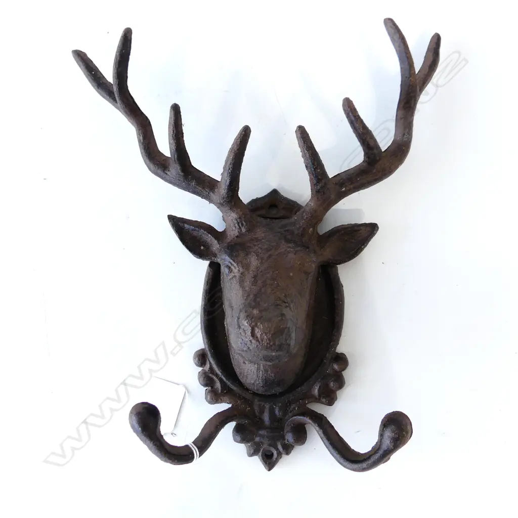CAST IRON DEERS HEAD  DOUBLE COAT HOOK. H. 270mm Image 1++