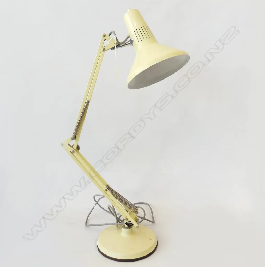 LG VINTAGE ANGELPOISE TABLE LAMP  Image 1++