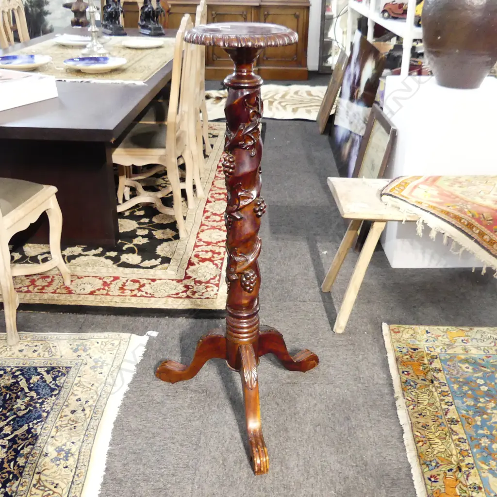 CARVED PLANT STAND H.1100mm Image 1++