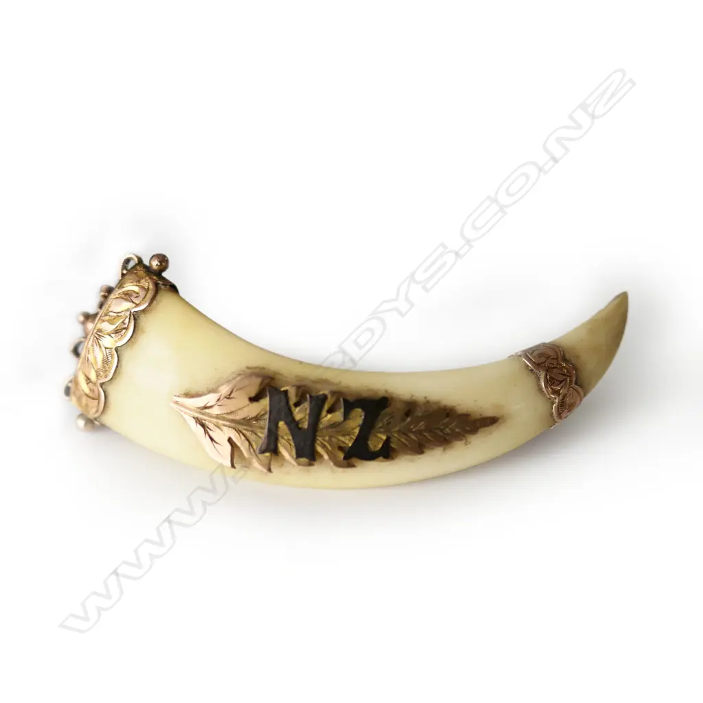 9ct NZ TUSK BROOCH L.50mm Image 1++