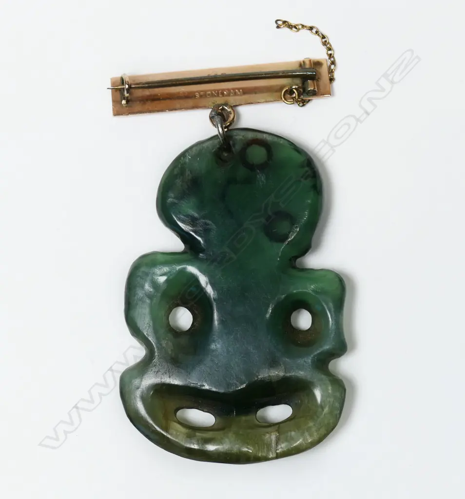 A bowenite pounamu hei tiki, Image 1++