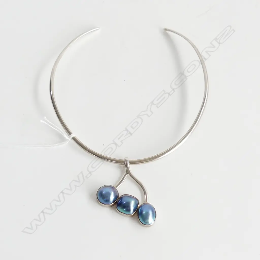 SILVER AND PEARL SET NECKLATE  Image 1++