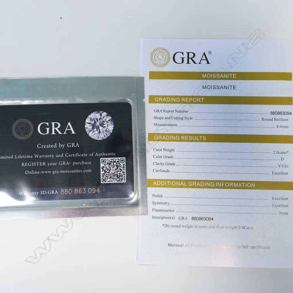 MOISSANITE GEMSTONE - ROUND BRILLIANT, 2CT - WITH GRA REPORT Image 1++