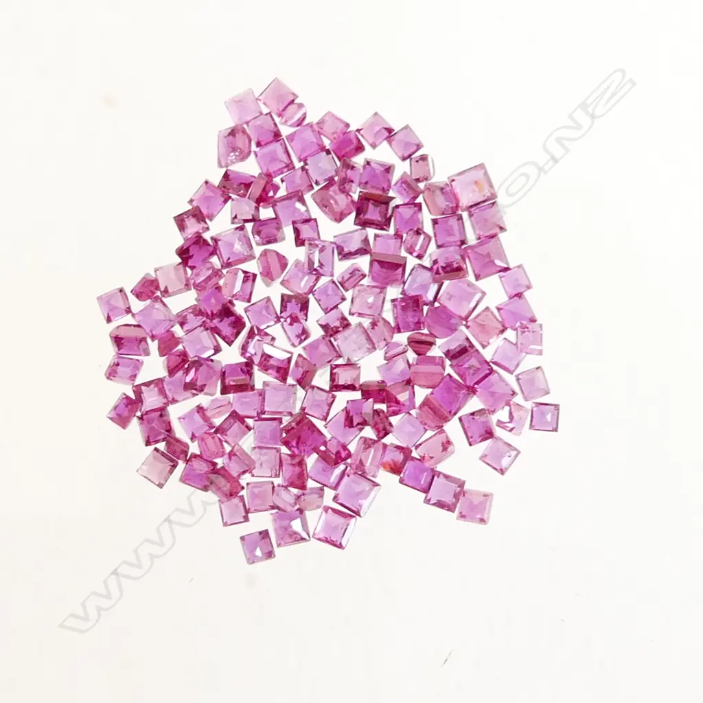 BAG SQUARE SHAPE 8CT RUBIES  Image 1++
