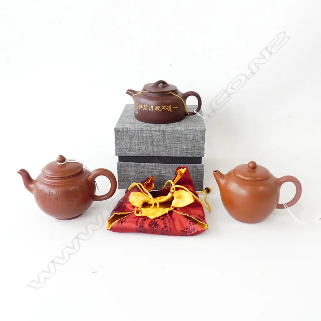 3 YIXING WARE TEAPOTS (1 BOXED) Image 1++