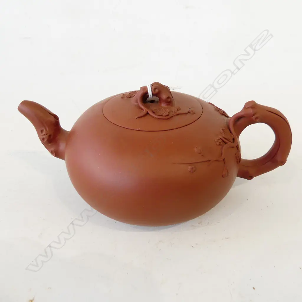 CHINESE YIXING WARE TEAPOT 115mm dia small repair to spout Image 1++