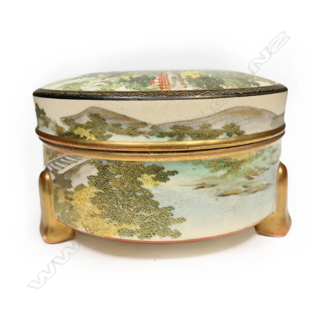 SATSUMA LIDDED BOX 128mm dia Image 1++