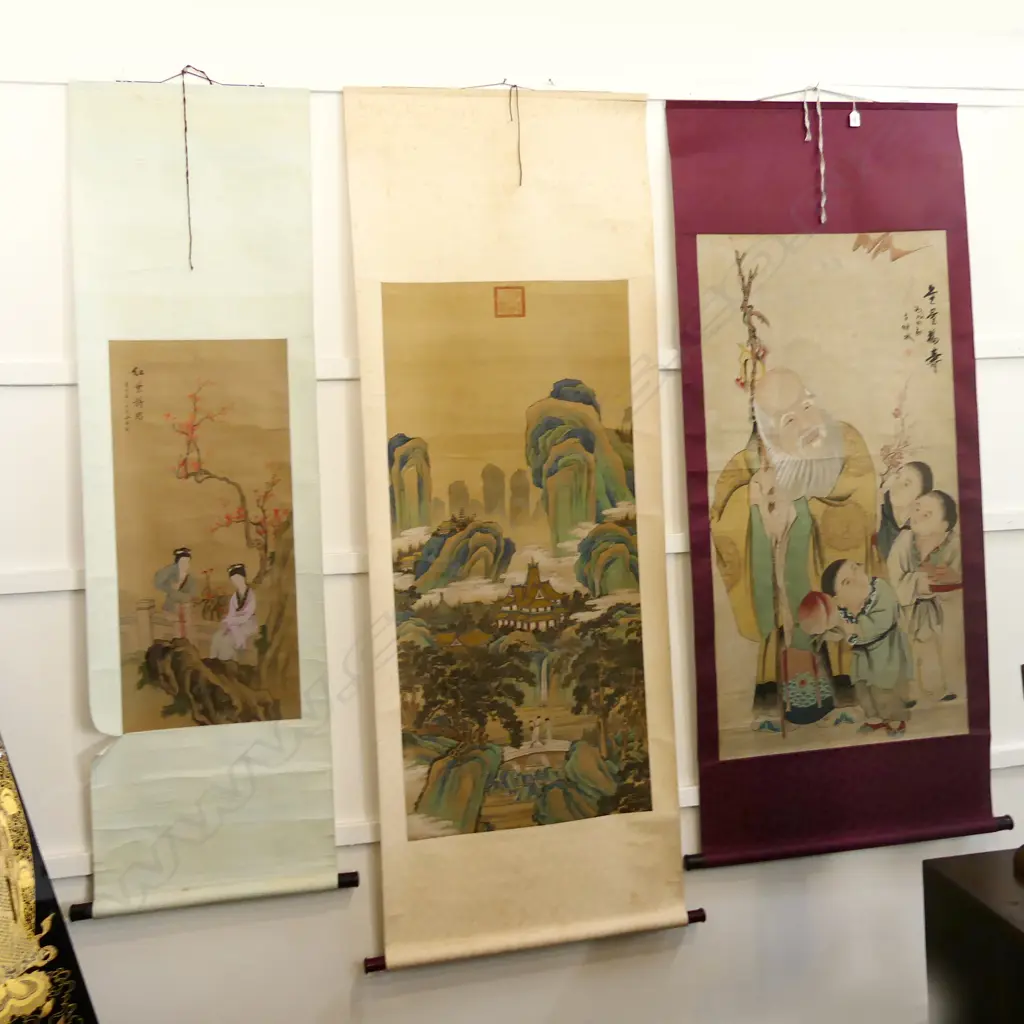 3 ORIENTAL SCROLLS  Image 1++