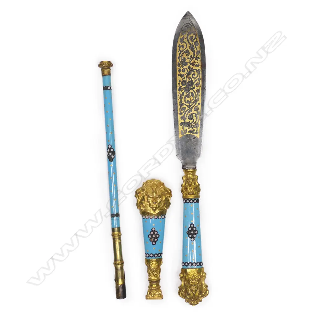 A 19thC French enamel and gilded brass writing set, Image 1++