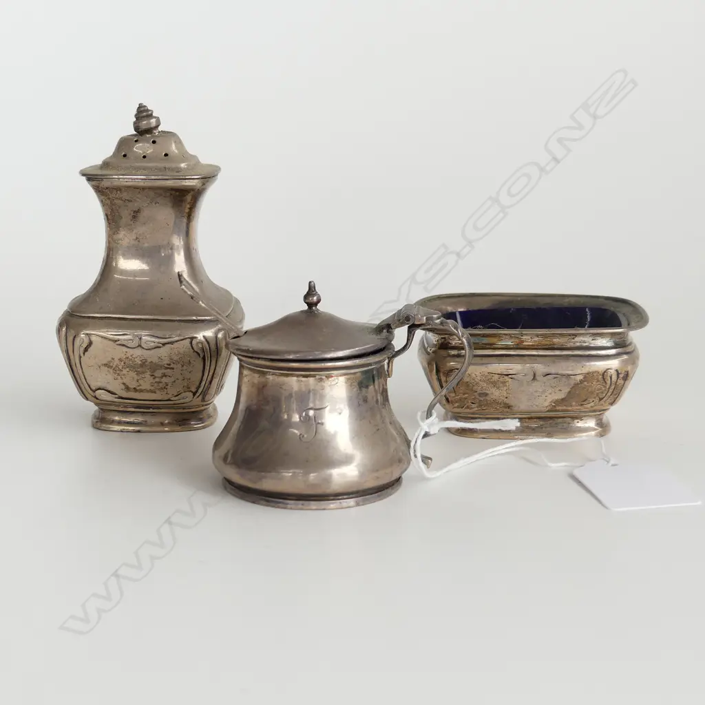 3 STG SILVER CONDIMENTS; SALT, PEPPER, MUSTARD 150 GRAMS Image 1++