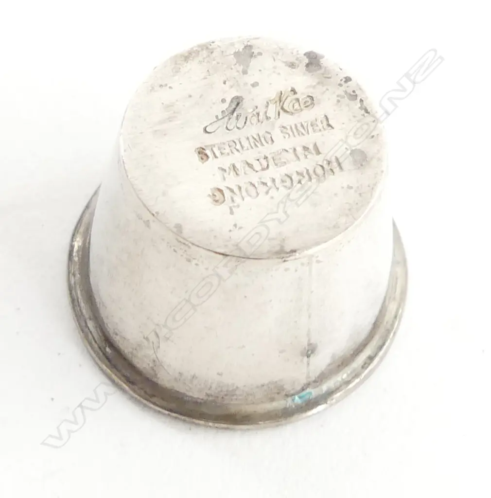 FOUR STERLING SILVER CONDIMENTS – TWO SALTS & TWO PEPPERS MAKER WAI KEE HONG KONG Image 1++