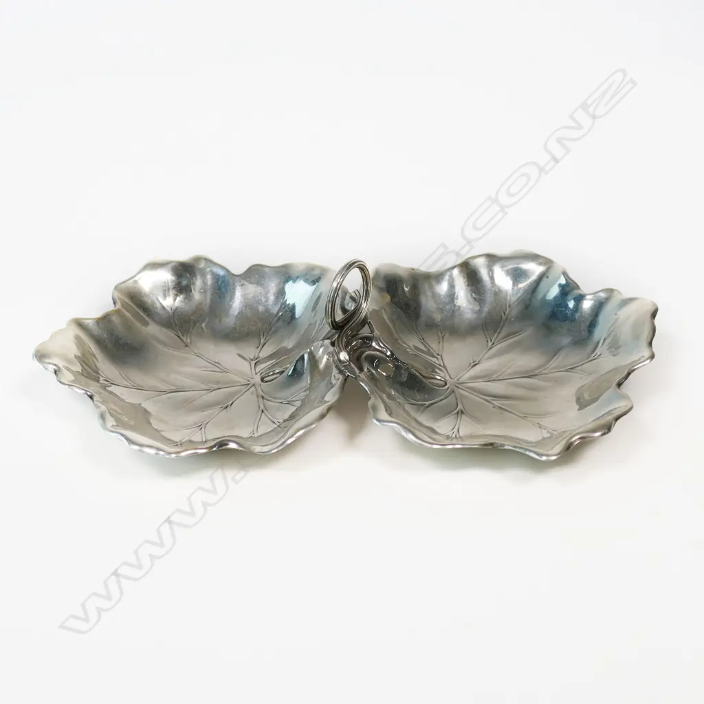 REED & BARTON STG SILVER DOUBLE LEAF DISH W.225mm 175 GRAMS Image 1++