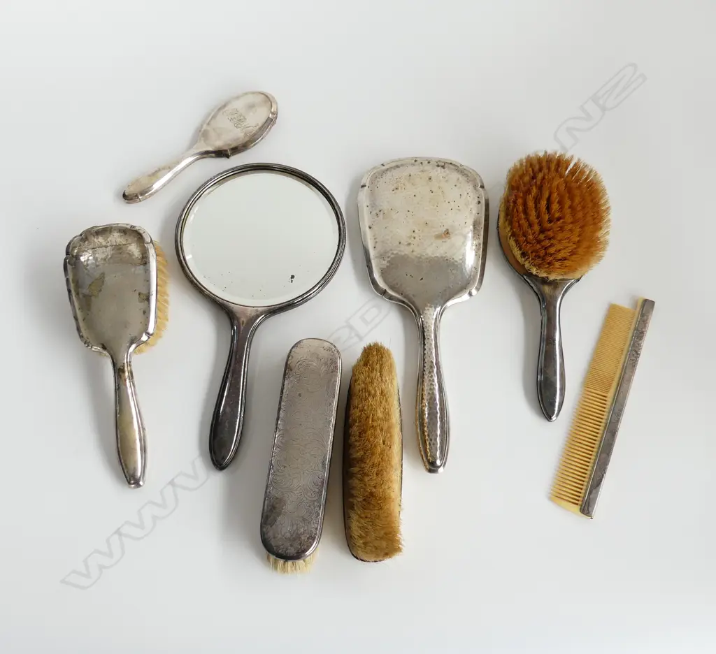 ASST 800 EURO SILVER DRESSING TABLE PCS; HAND MIRRORS, BRUSHES ETC.. Image 1++