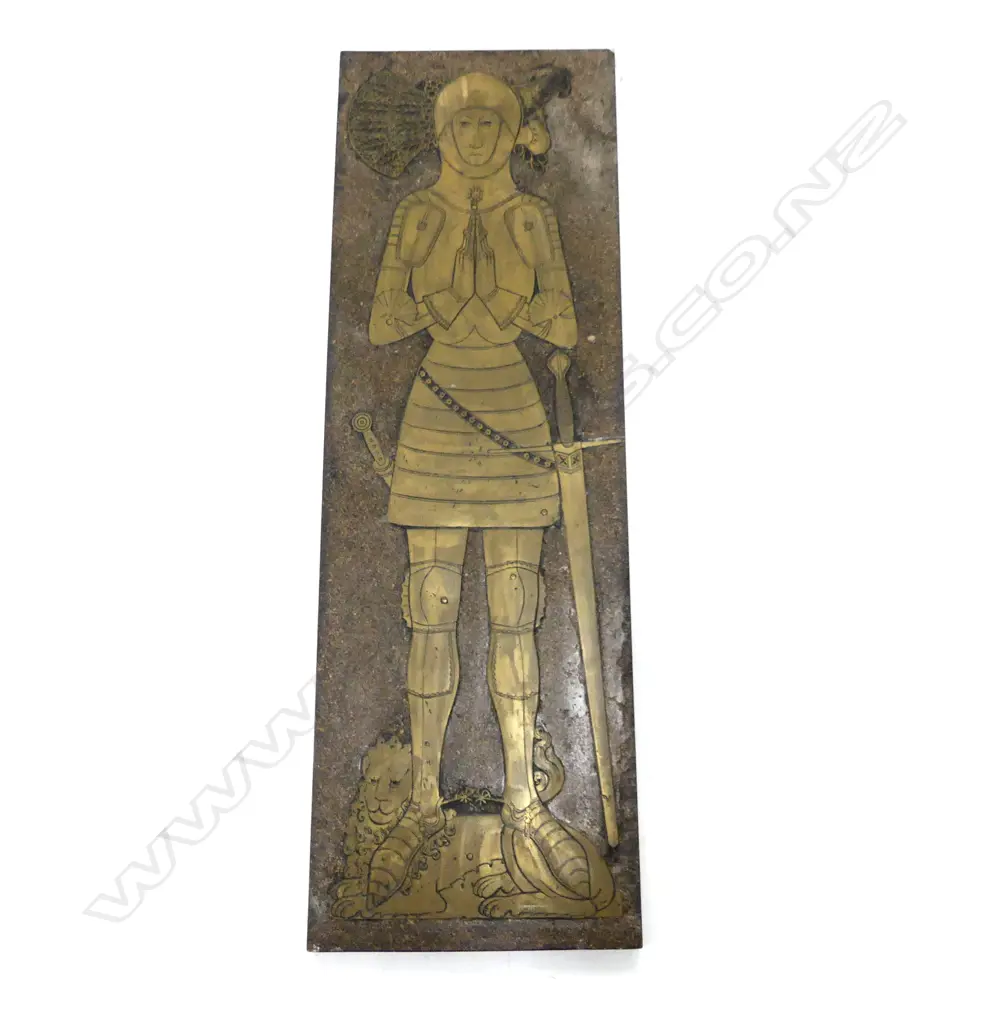 MEDIEVAL STYLE RESIN 'BRASS' ARTWORK 1320x430mm SIR GILES DAUBENEY Image 1++
