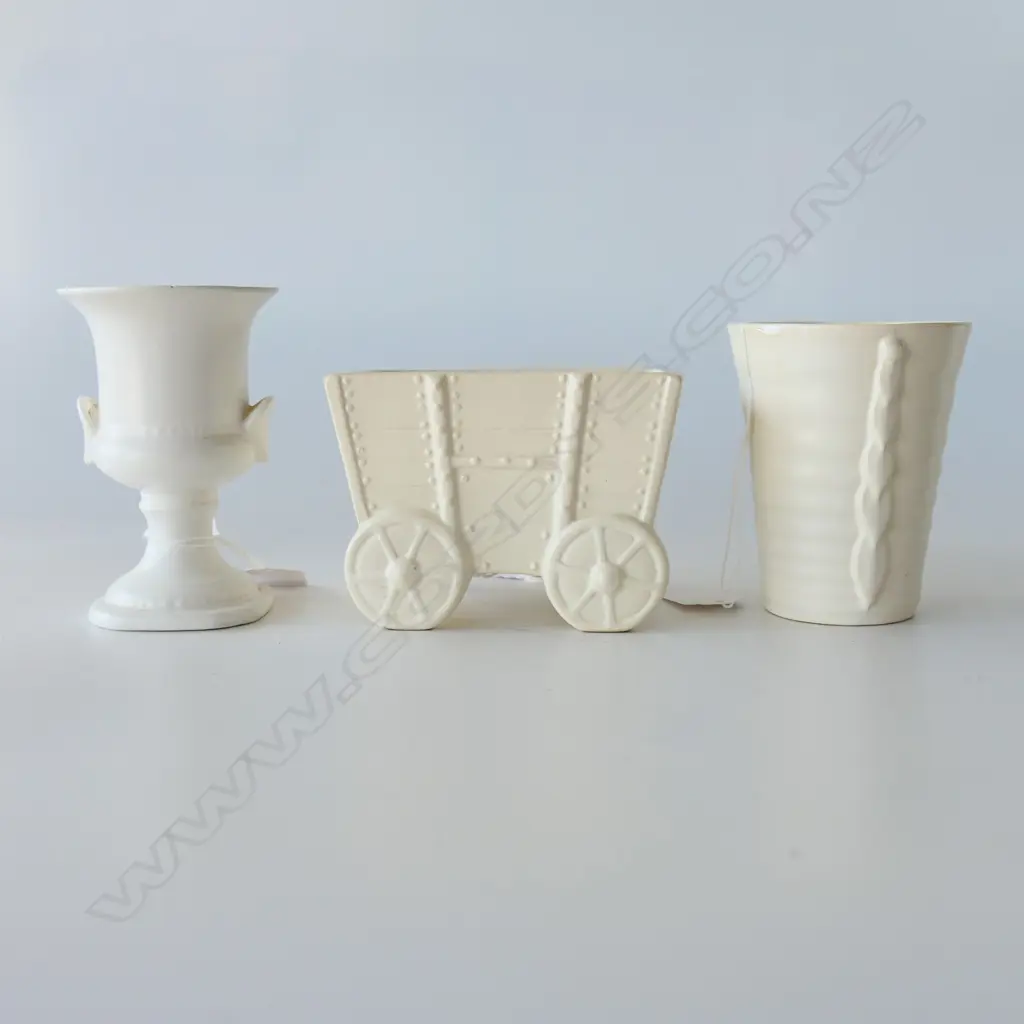 THREE CROWN LYNN WHITE VASES NO’S 516, 131 & 679 Image 1++