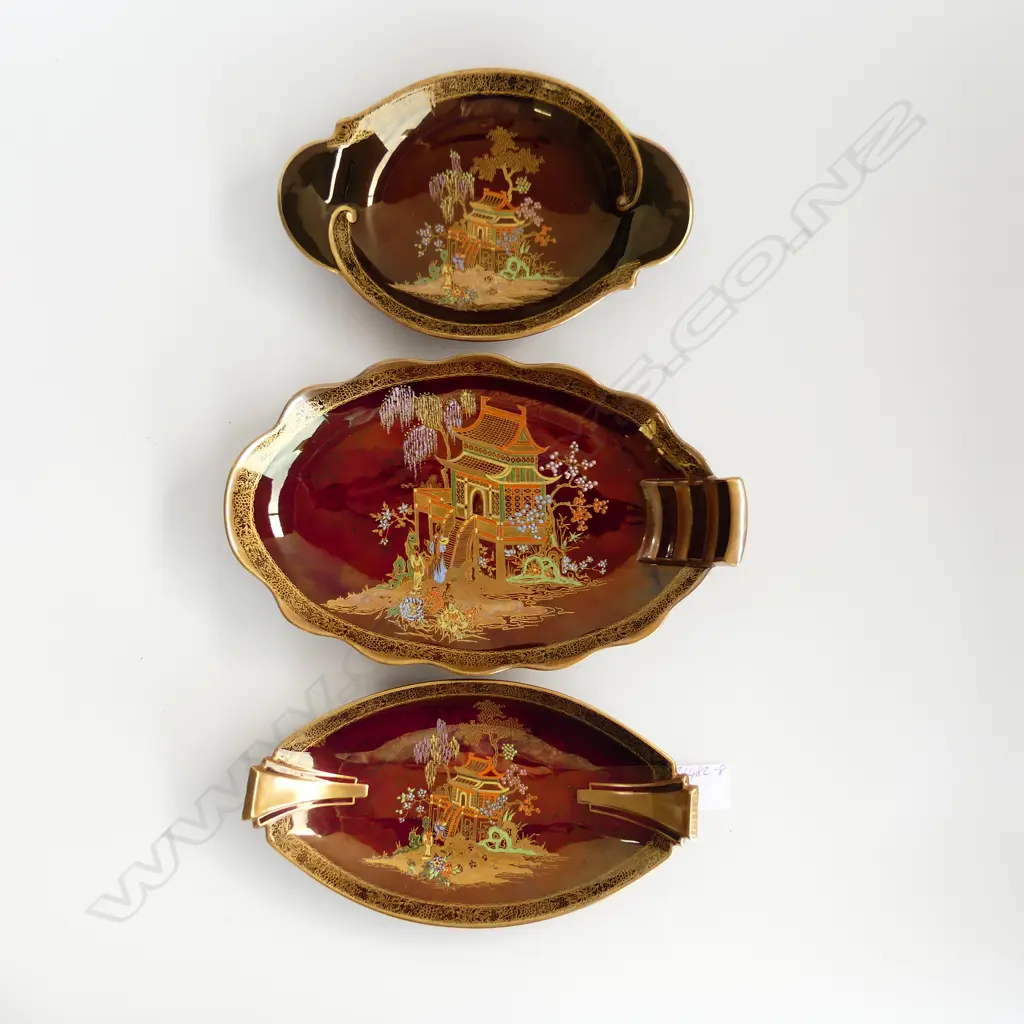 THREE ROUGE ROYALE  CARLTONWARE ITEMS. ALL IN MIKADO PATTERN . W. 260 225 AND 215mm Image 1++