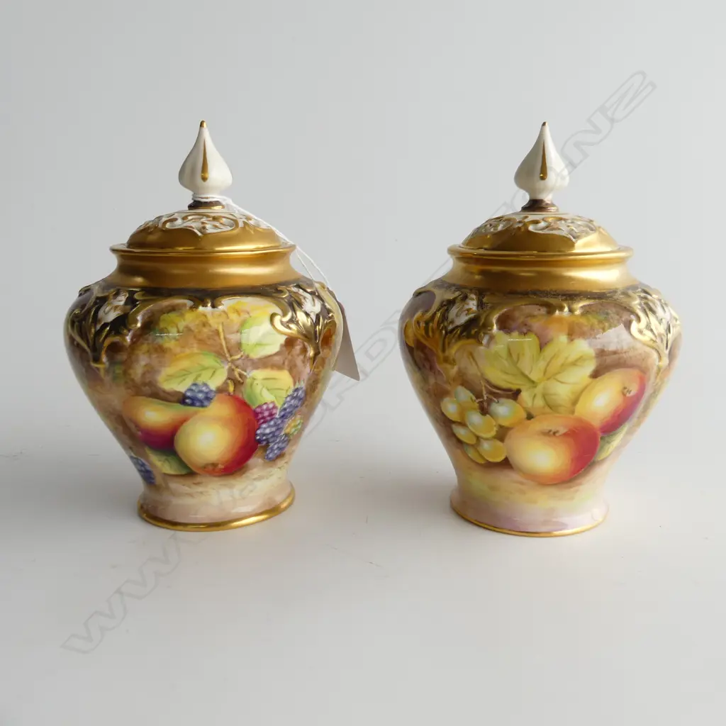 PR R/WORCESTER LIDDED POTPOURRI BY LEAMAN H.130mm Image 1++