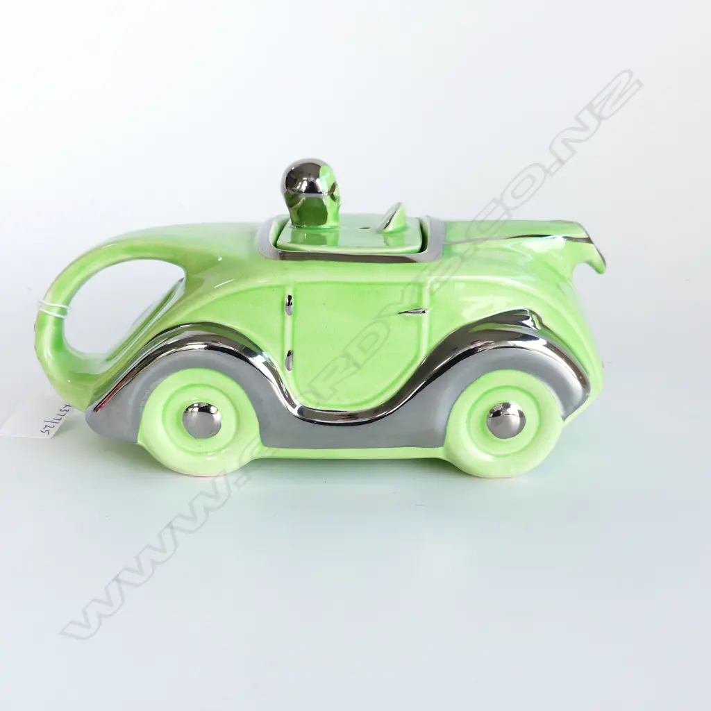 DECO GREEN  CAR TEAPOT L220MM Image 1++
