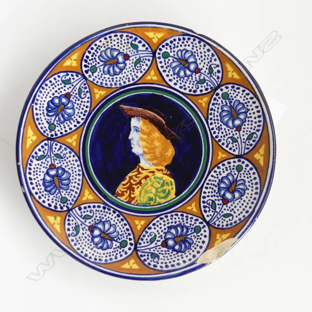 18thC STYLE FAENZA WALL PLATE  DIA. 180mm (CHIP TO RIM) Image 1++