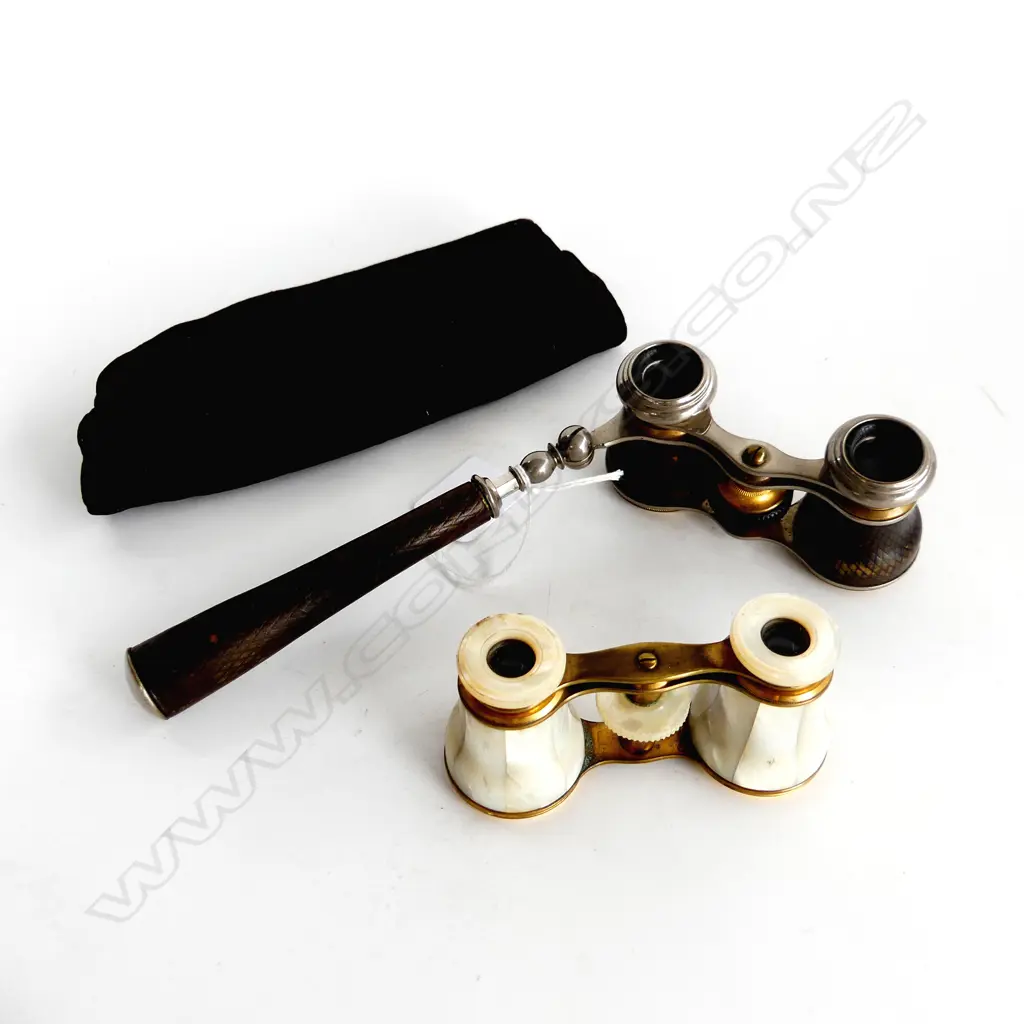 2 PRS OPERA GLASSES - LEATHER & MoP Image 1++