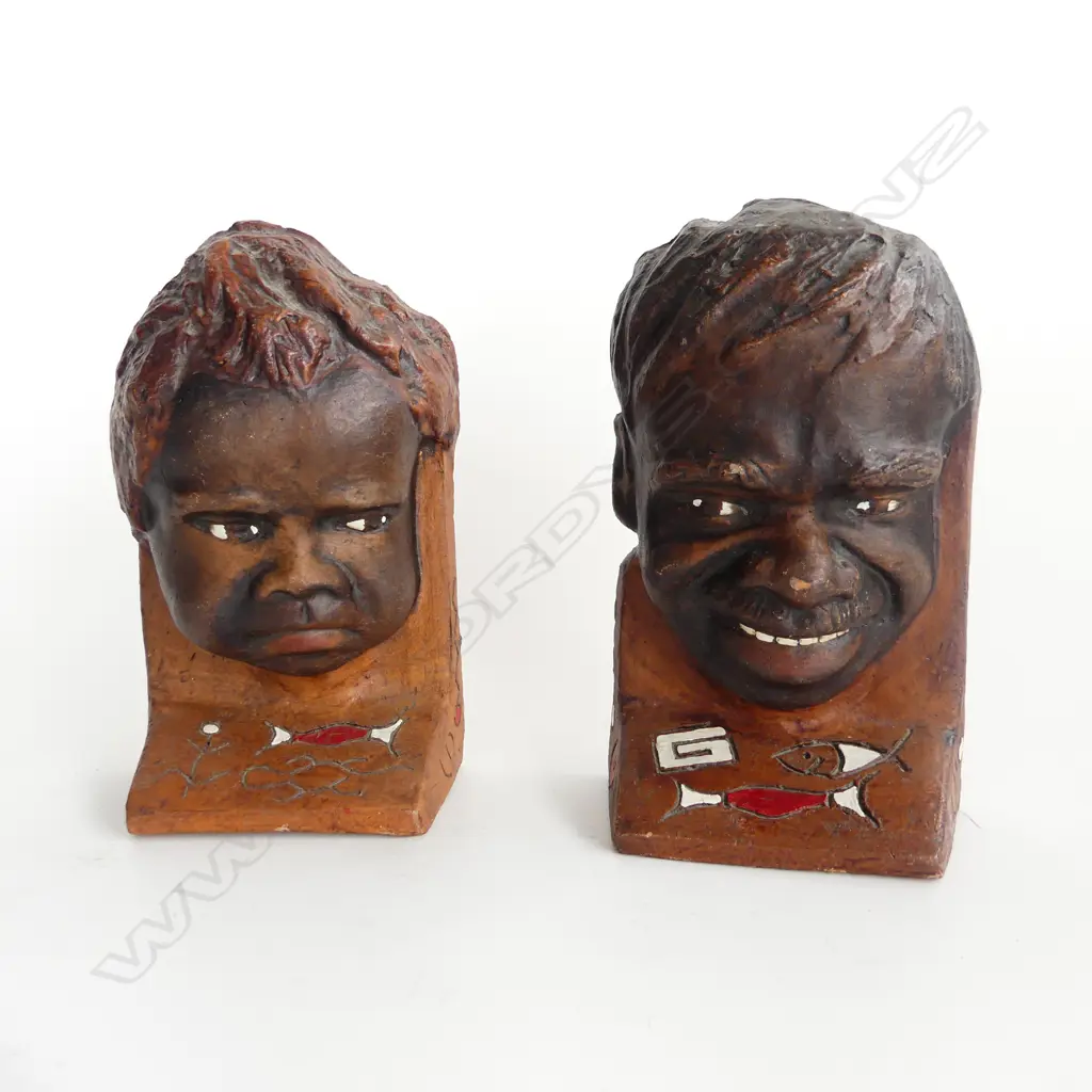 PAIR OF VINTAGE ABORIGINAL POTTERY BOOKENDS H. 180mm Image 1++